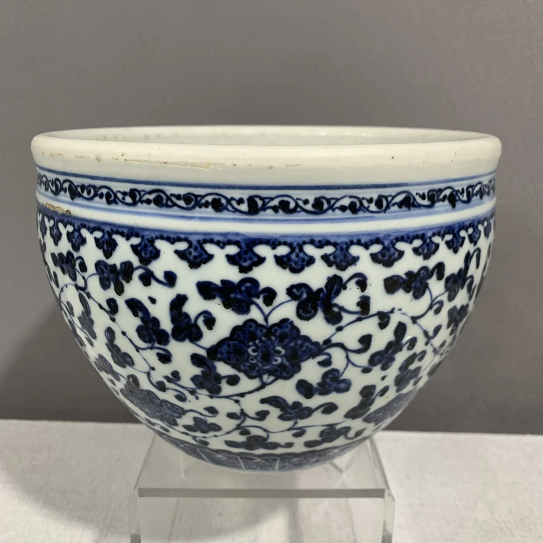 A0831118  清早期 青花缠枝花卉纹卷缸 高度15口径20.5