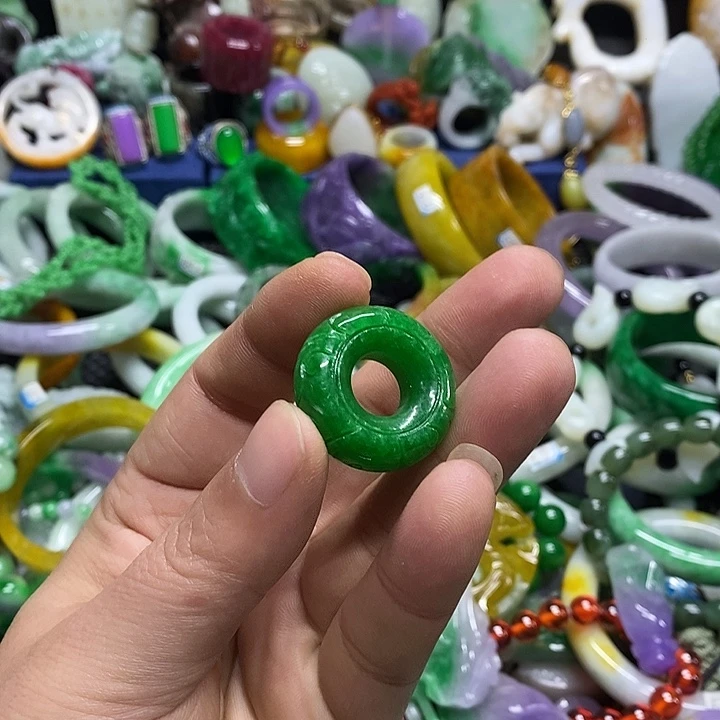 颈饰未镶嵌翡翠缅甸翡翠首饰配饰