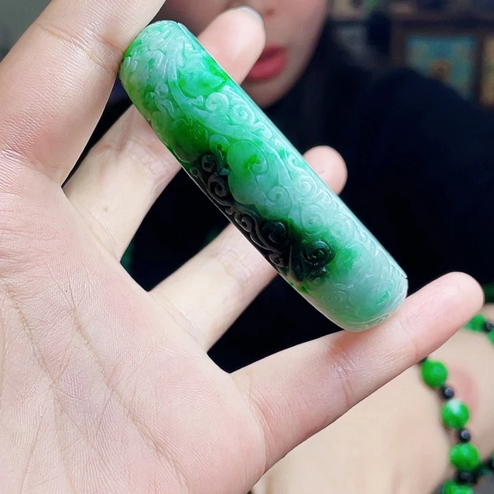 翡翠未镶嵌颈饰多样性58