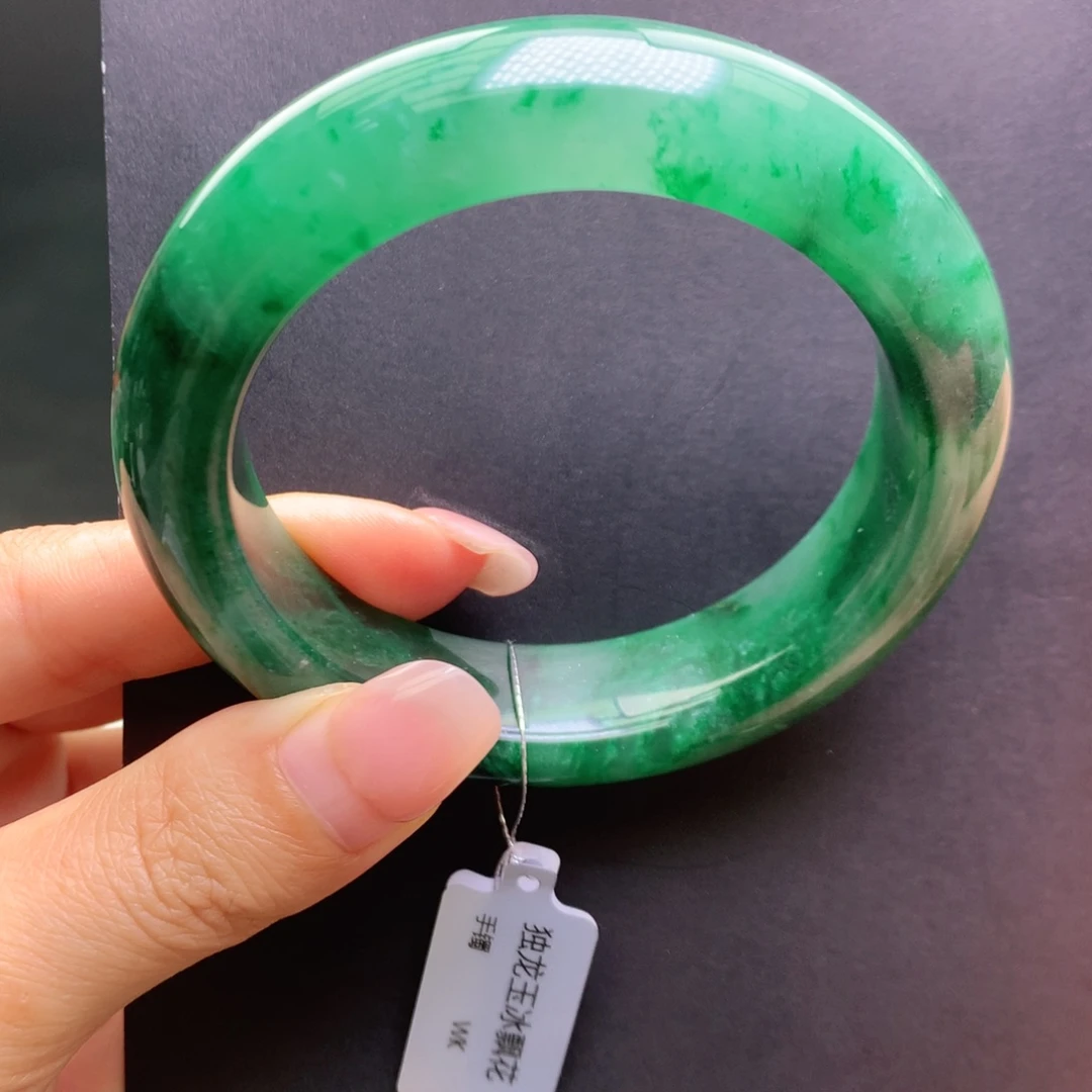 石英质玉手镯未镶嵌5656