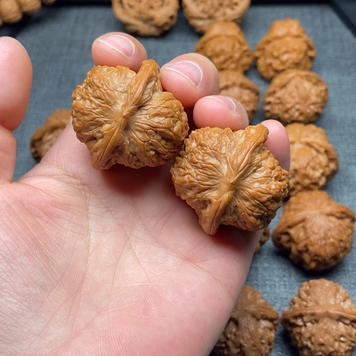 把件文玩核桃血麒麟38全品