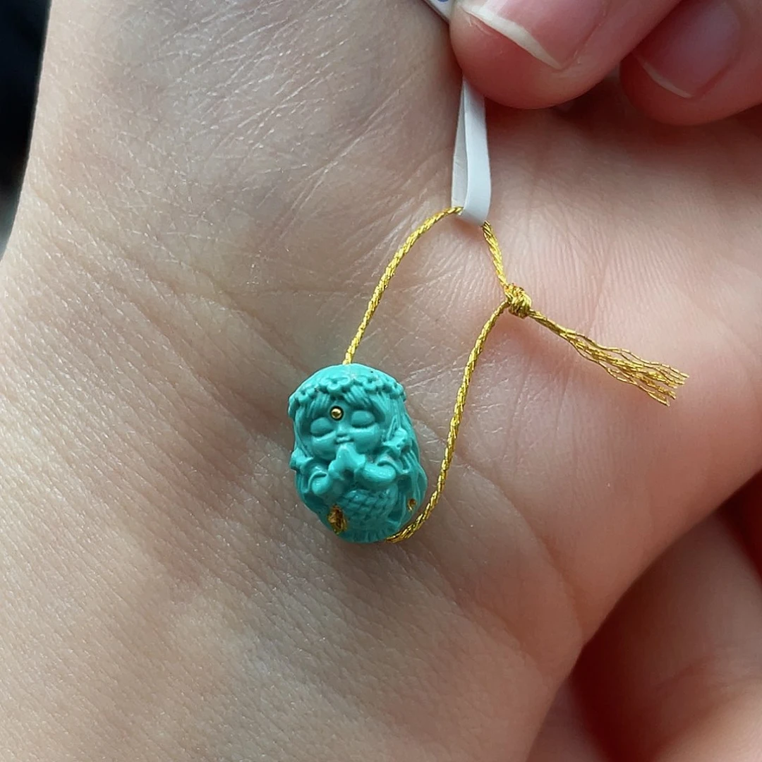 绿松石颈饰未镶嵌