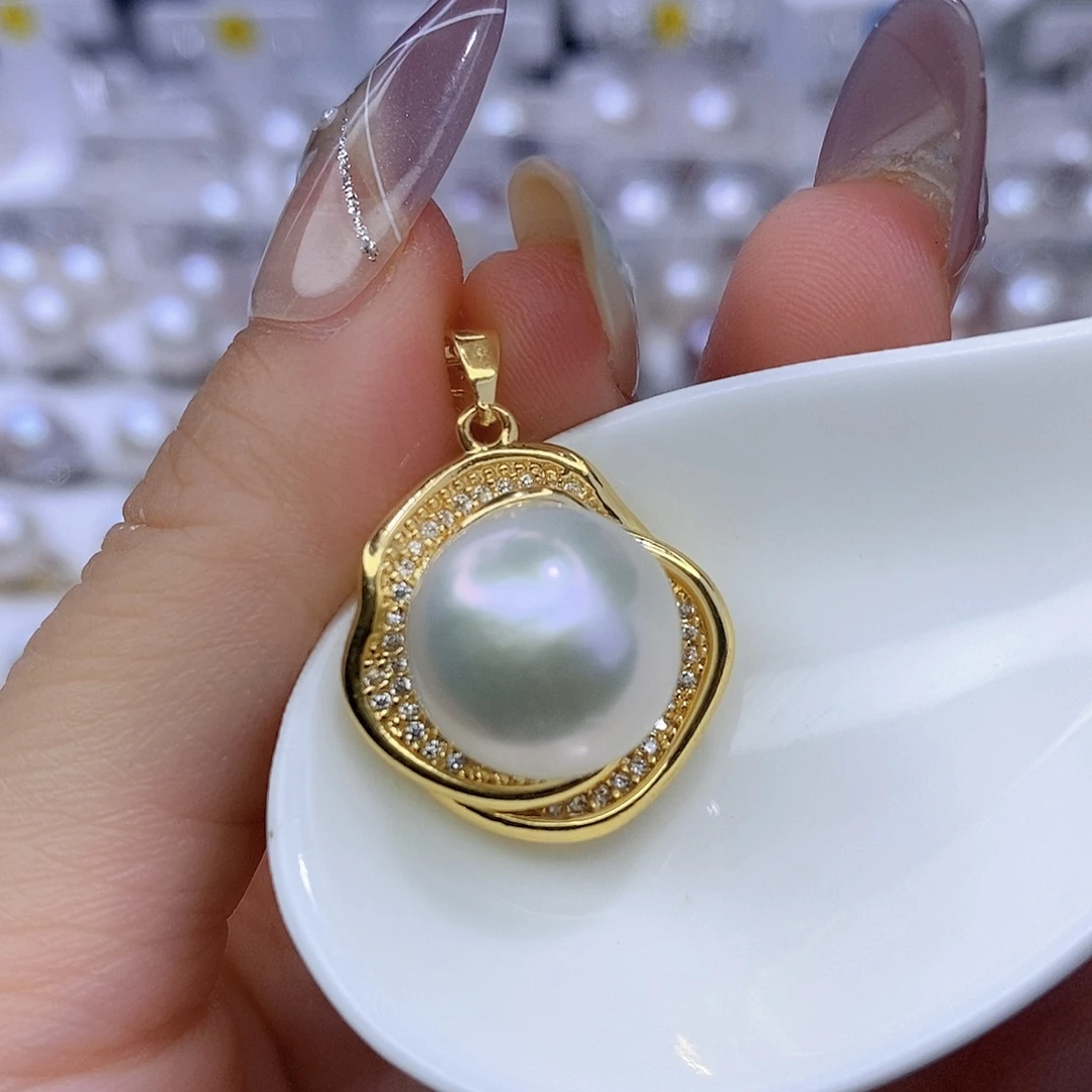 淡水珍珠合金颈饰