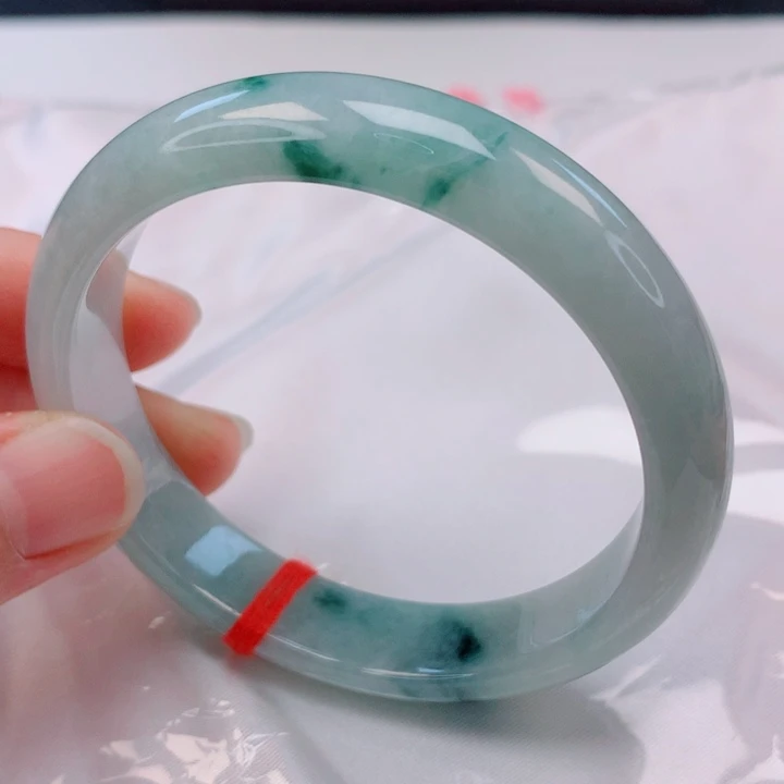 翡翠未镶嵌手镯58圈口