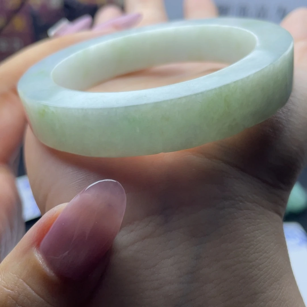 定制翡翠未镶嵌缅A翡翠多样性发一