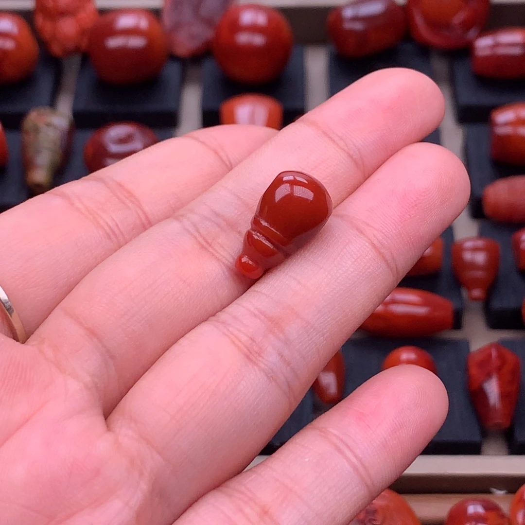 南红玛瑙未镶嵌原矿奶嘴三通9.5mm