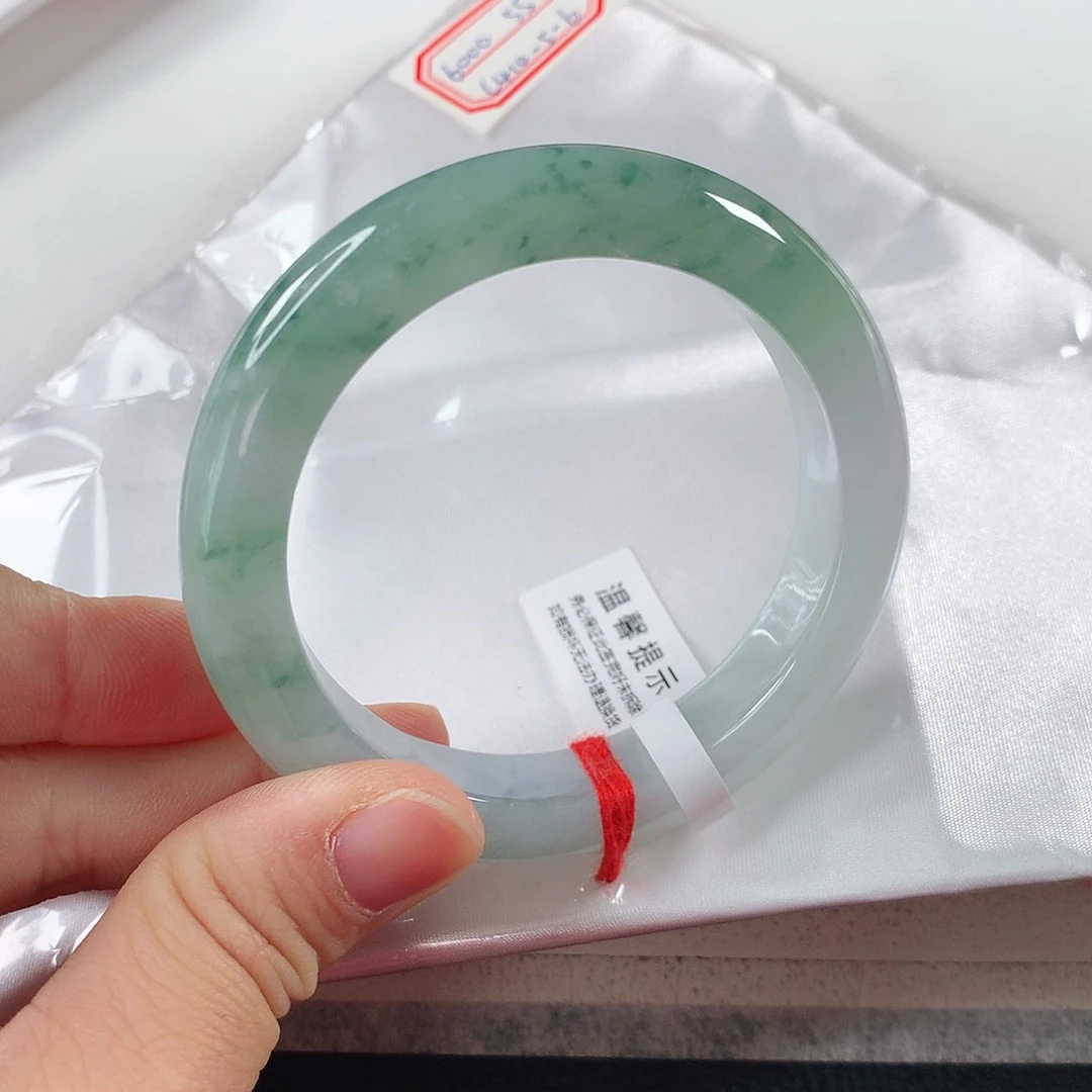 翡翠手镯未镶嵌②①④