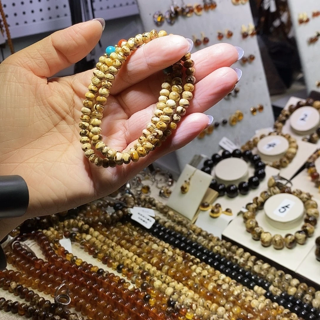 琥珀未镶嵌裸石干白花5