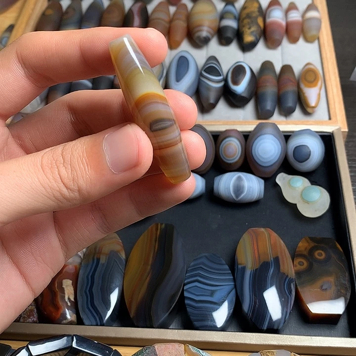 玛瑙/玉髓未镶嵌颈饰