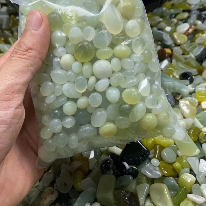 蛇纹石玉未镶嵌鱼缸石