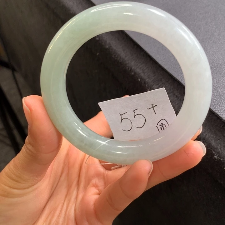 未镶嵌手镯翡翠手镯