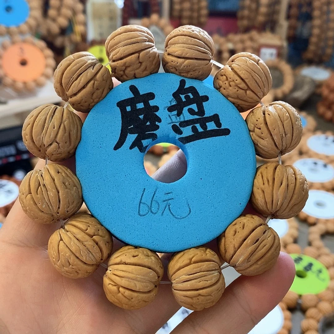 郝***迪磨盘大尺寸毕业级