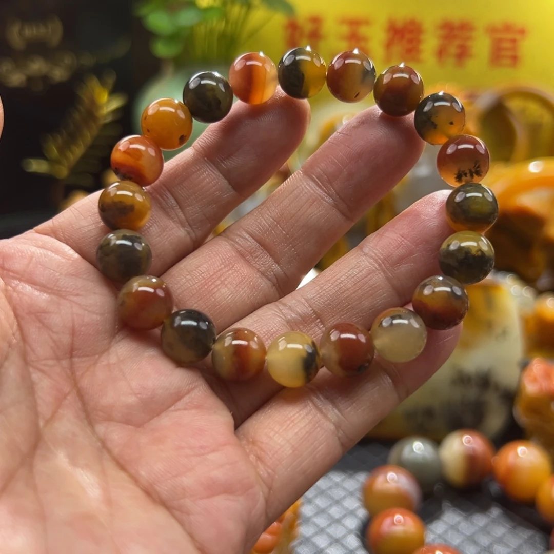 石英质玉未镶嵌颈饰