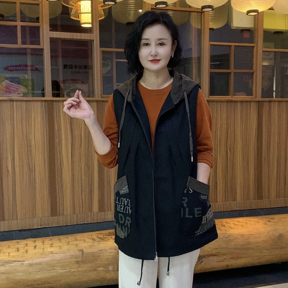 秋季新款休闲风气质时尚百搭中老年女装外套休闲连帽宽松马甲