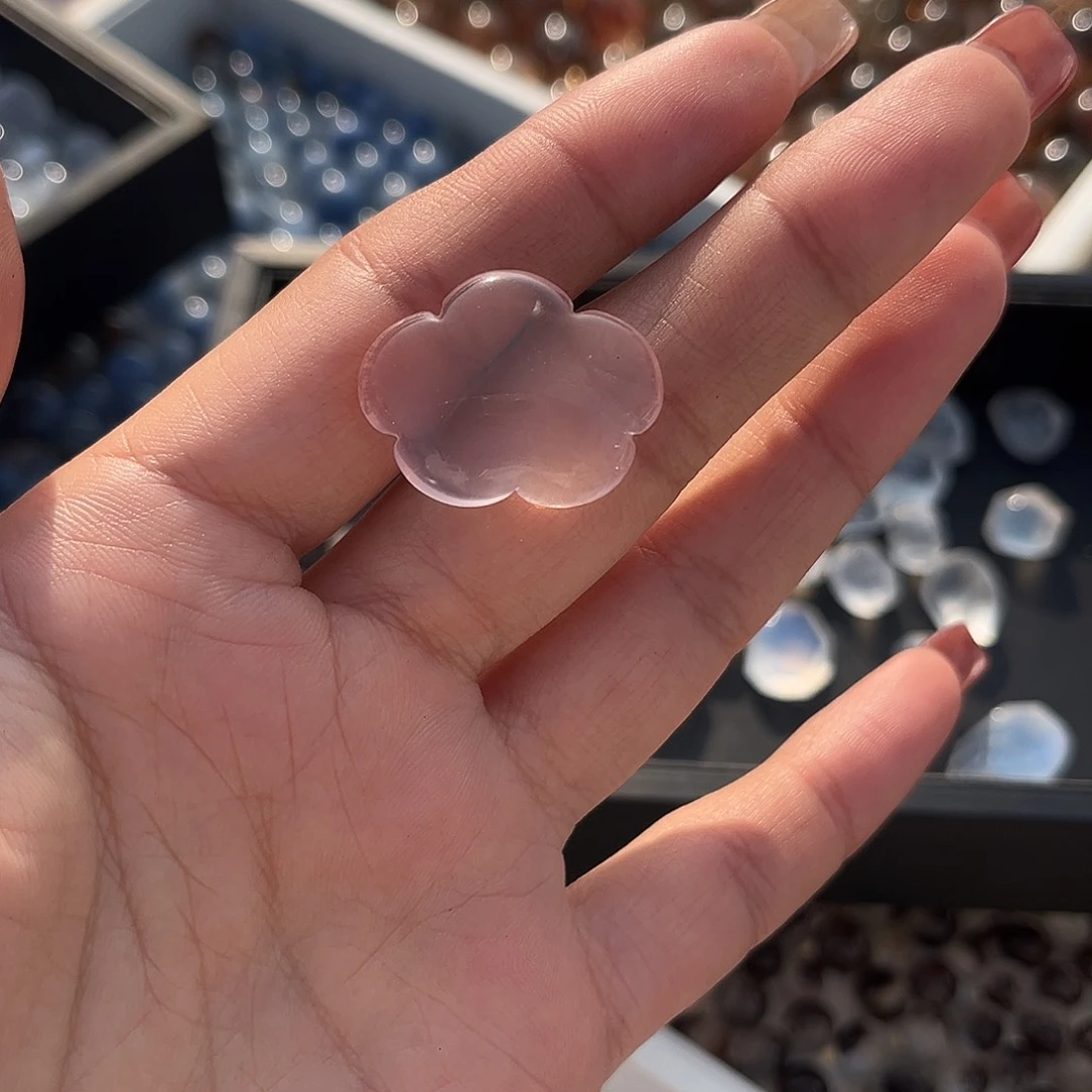 水晶手链未镶嵌吖**！粉云朵