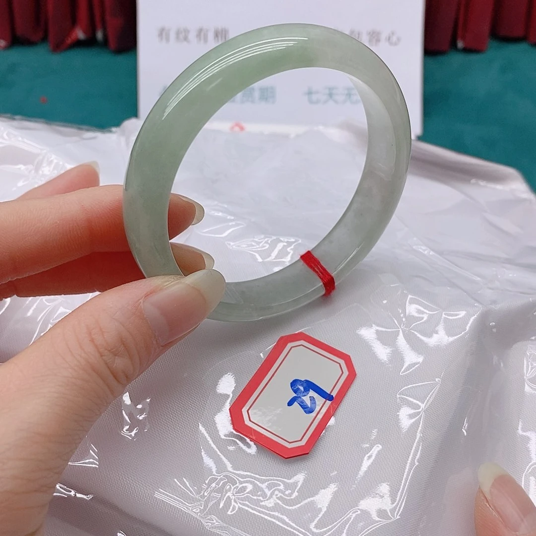 翡翠手镯未镶嵌@*啯299999999