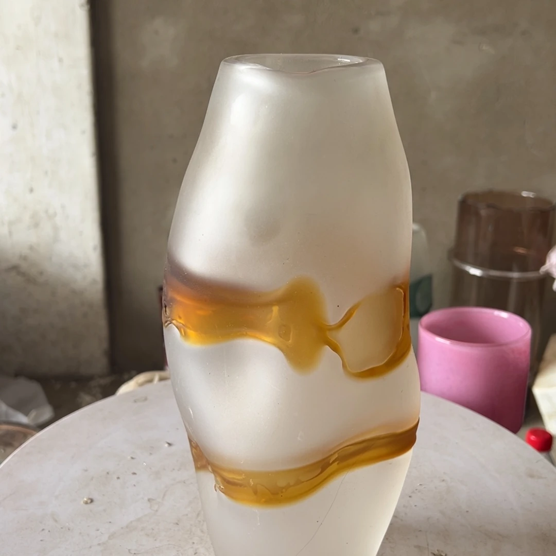 弘扬琉璃花器微瑕高度30