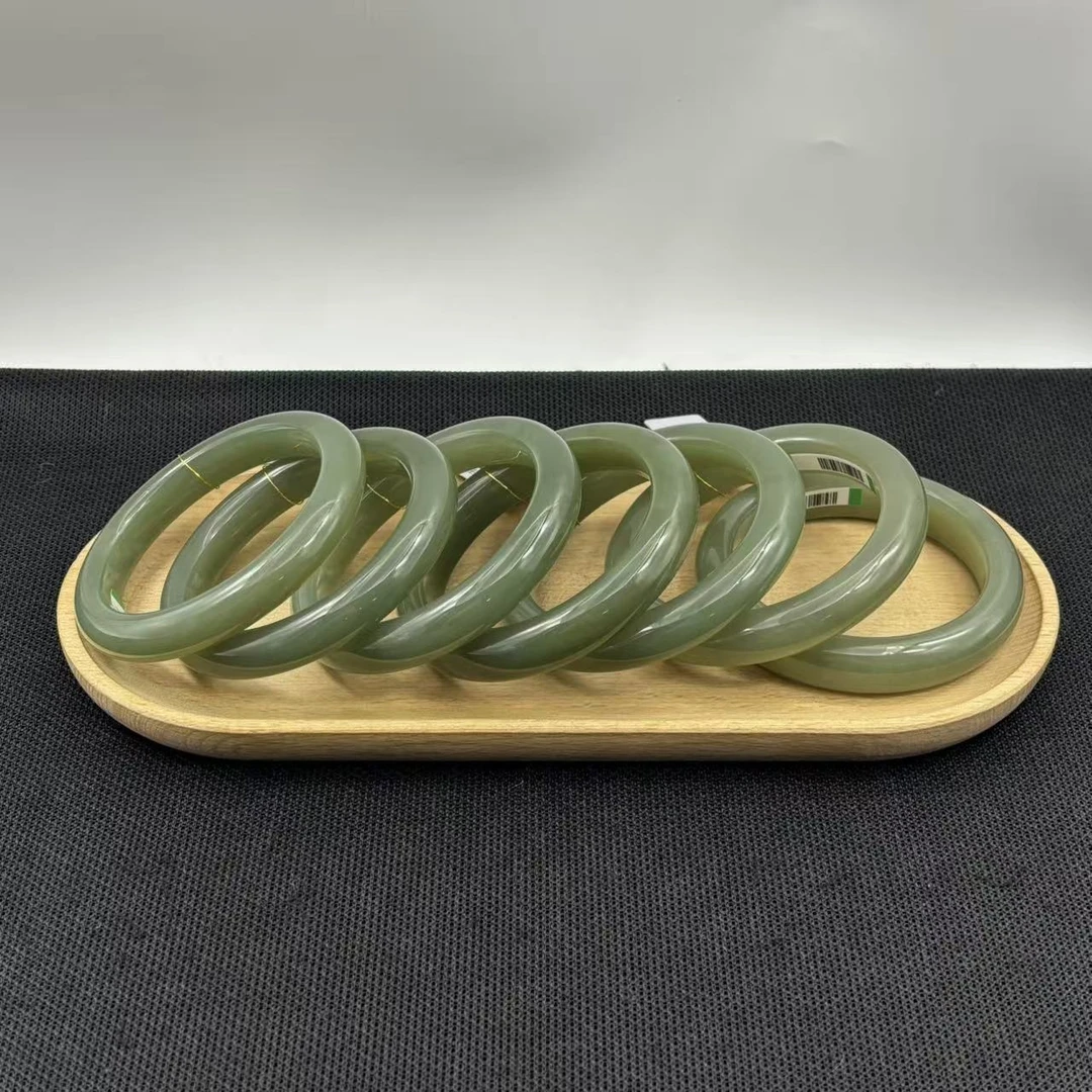 老卢和田玉手镯精美时尚气质款多样性发货其一 38