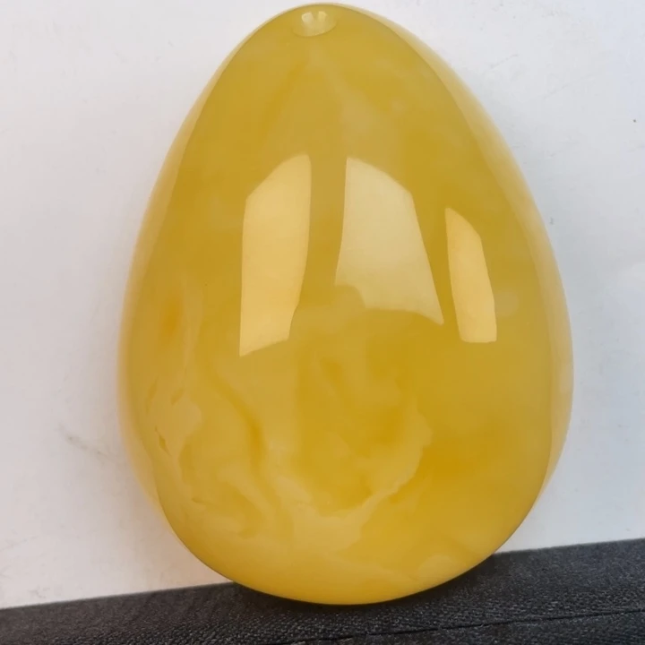 未镶嵌蜜蜡裸石蜜蜡吊坠重65