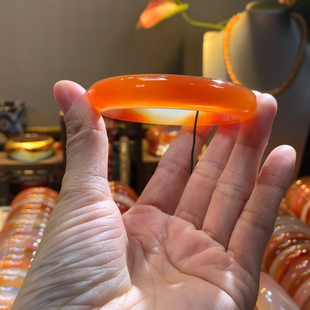 玛瑙/玉髓未镶嵌手镯18号