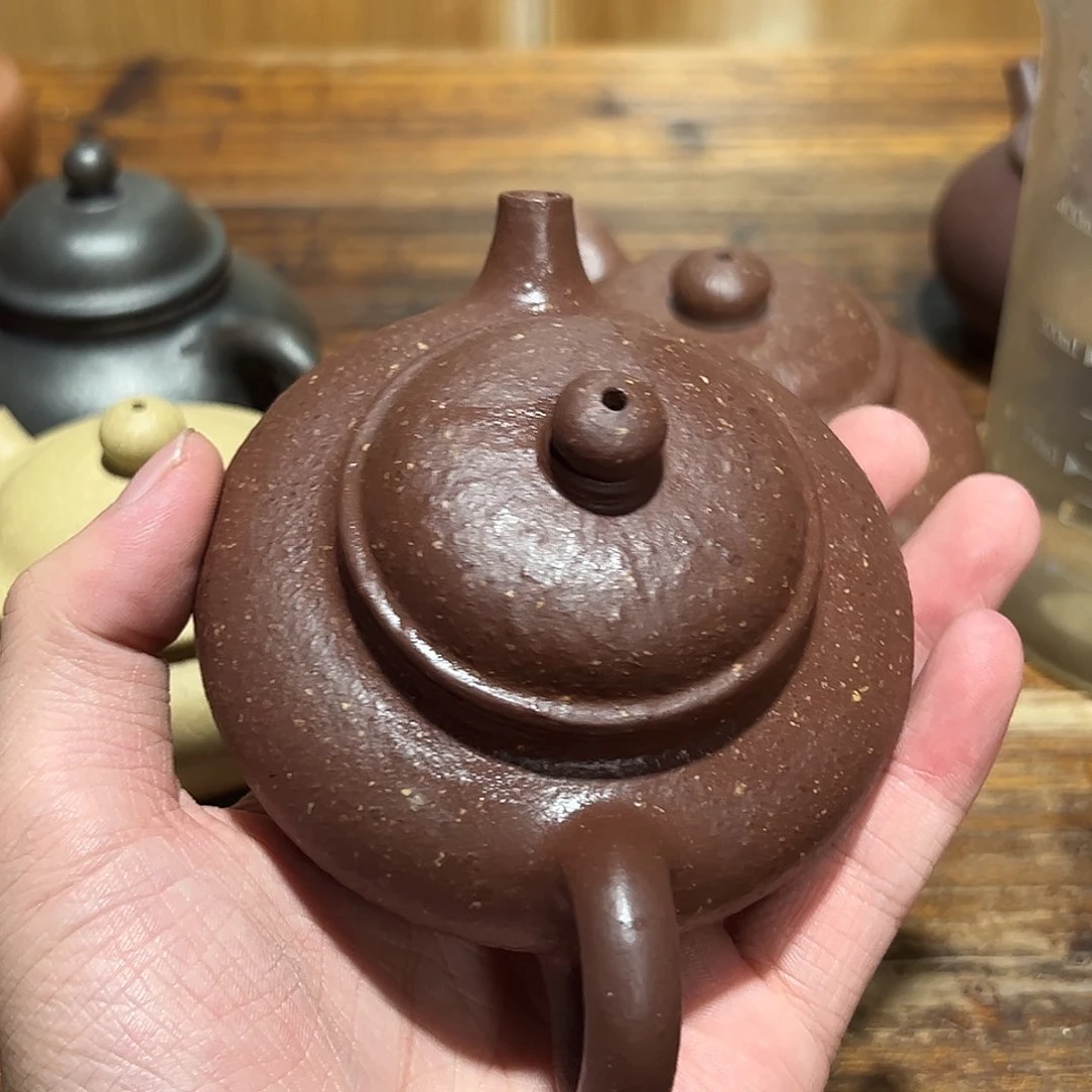 茶壶紫砂紫砂的味道很