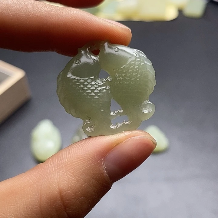 颈饰未镶嵌和田玉