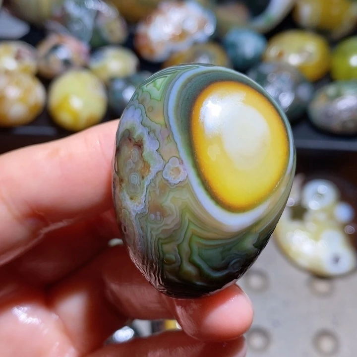 未镶嵌玛瑙/玉髓珠宝半成品42