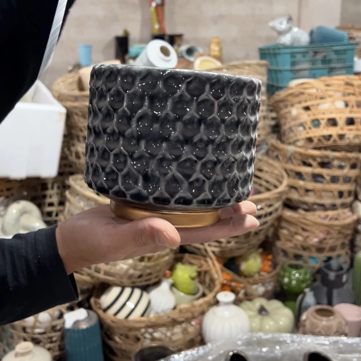 陶瓷花瓶摆件外贸出口（微瑕）高14口13公分