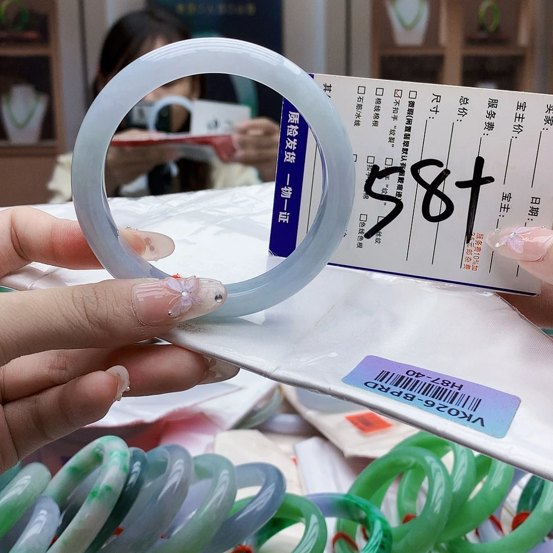 未镶嵌手镯翡翠hhh