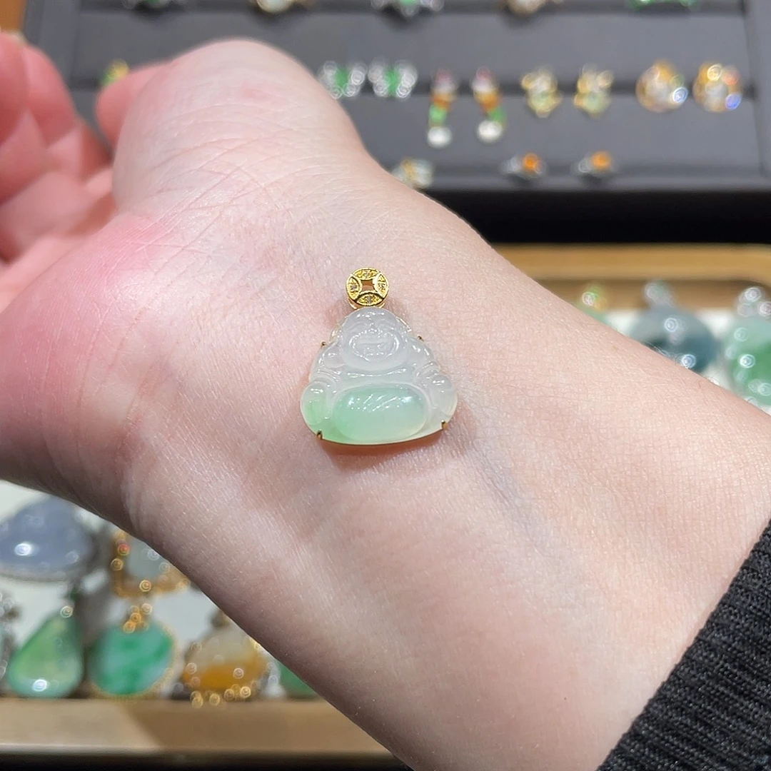 翡翠颈饰18K金镶嵌冰飘花佛公