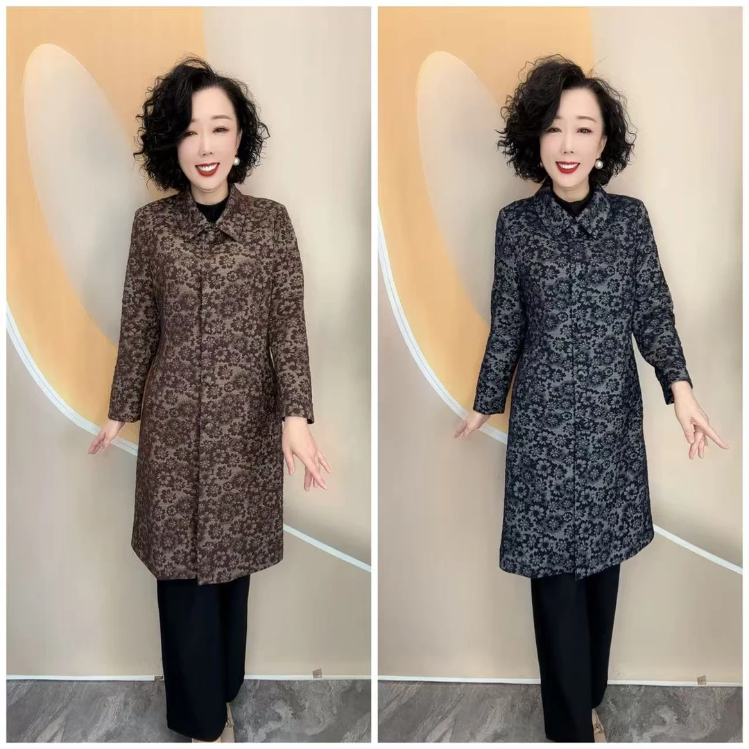 801新款优雅女人中老年妈妈小花朵加里衬宽松大码气质风衣衣长100