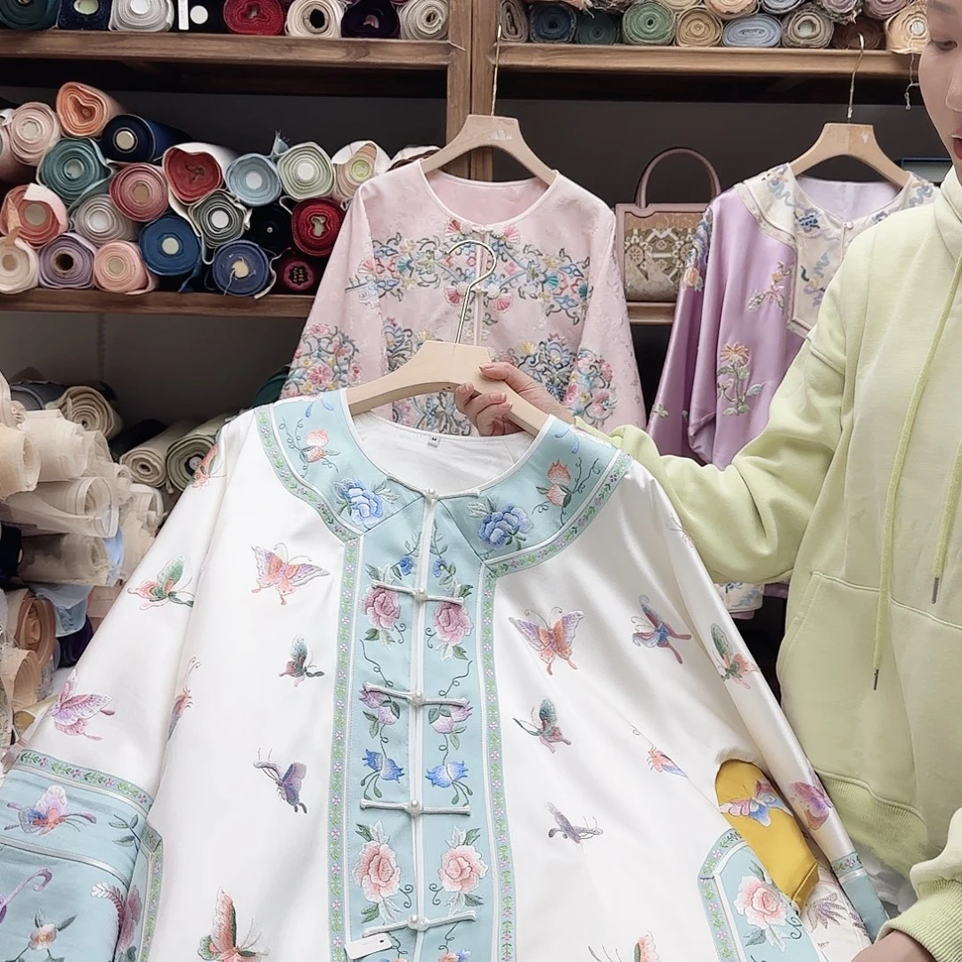 刺绣12号 白色刺绣太太服