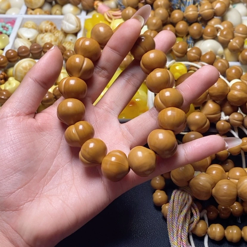 【闪购商品】吊坠猴头核桃小*们