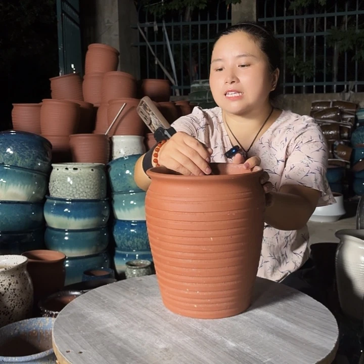 21/24瑕疵底部烧裂