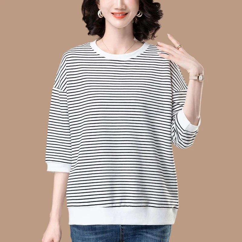 加大码条纹七分袖t恤女春夏洋气妈妈宽松显瘦中袖上衣条纹打底衫