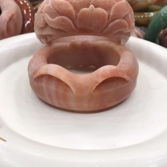 未镶嵌石英岩玉珠宝奇石清*