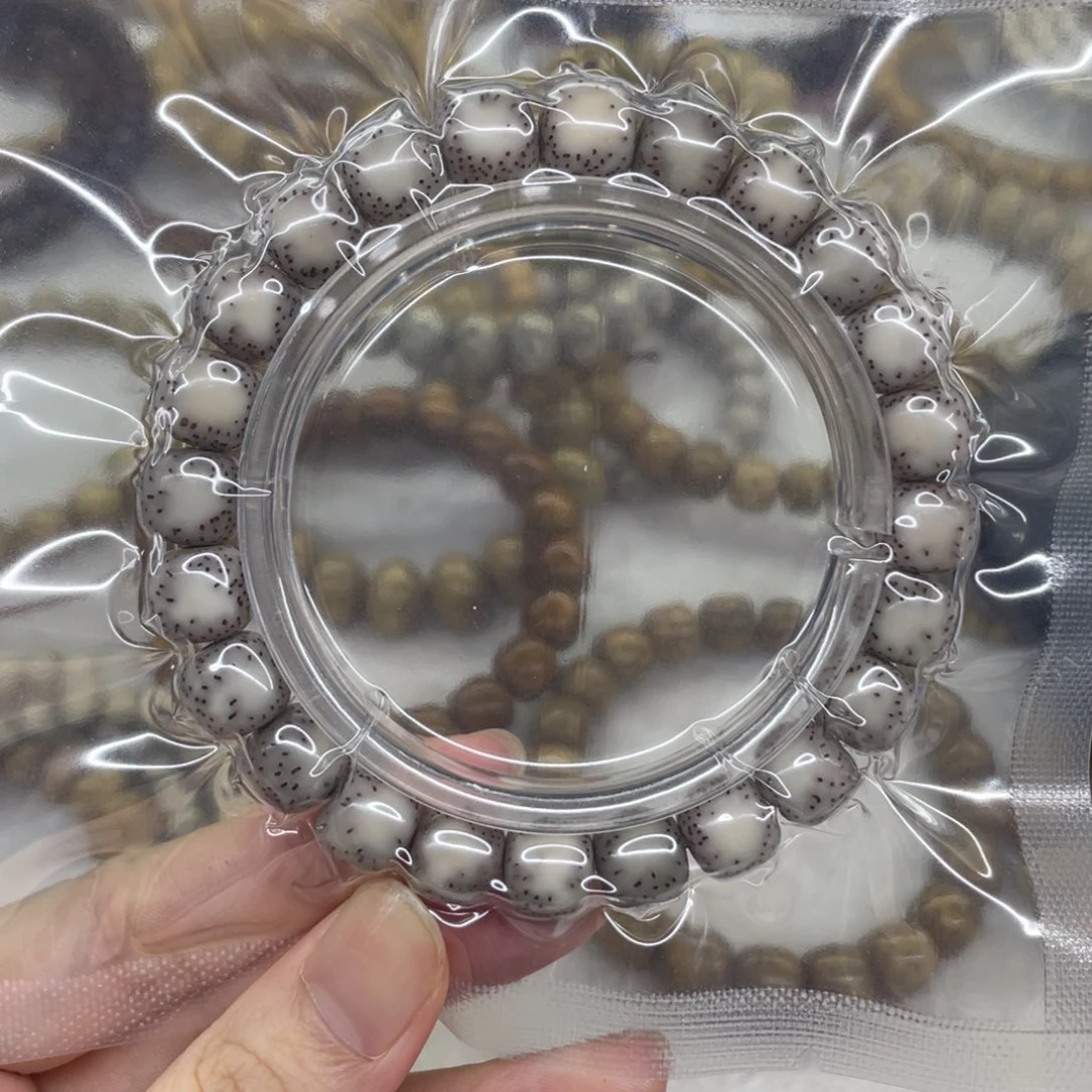 把件星月菩提9.10侧留白灰冰