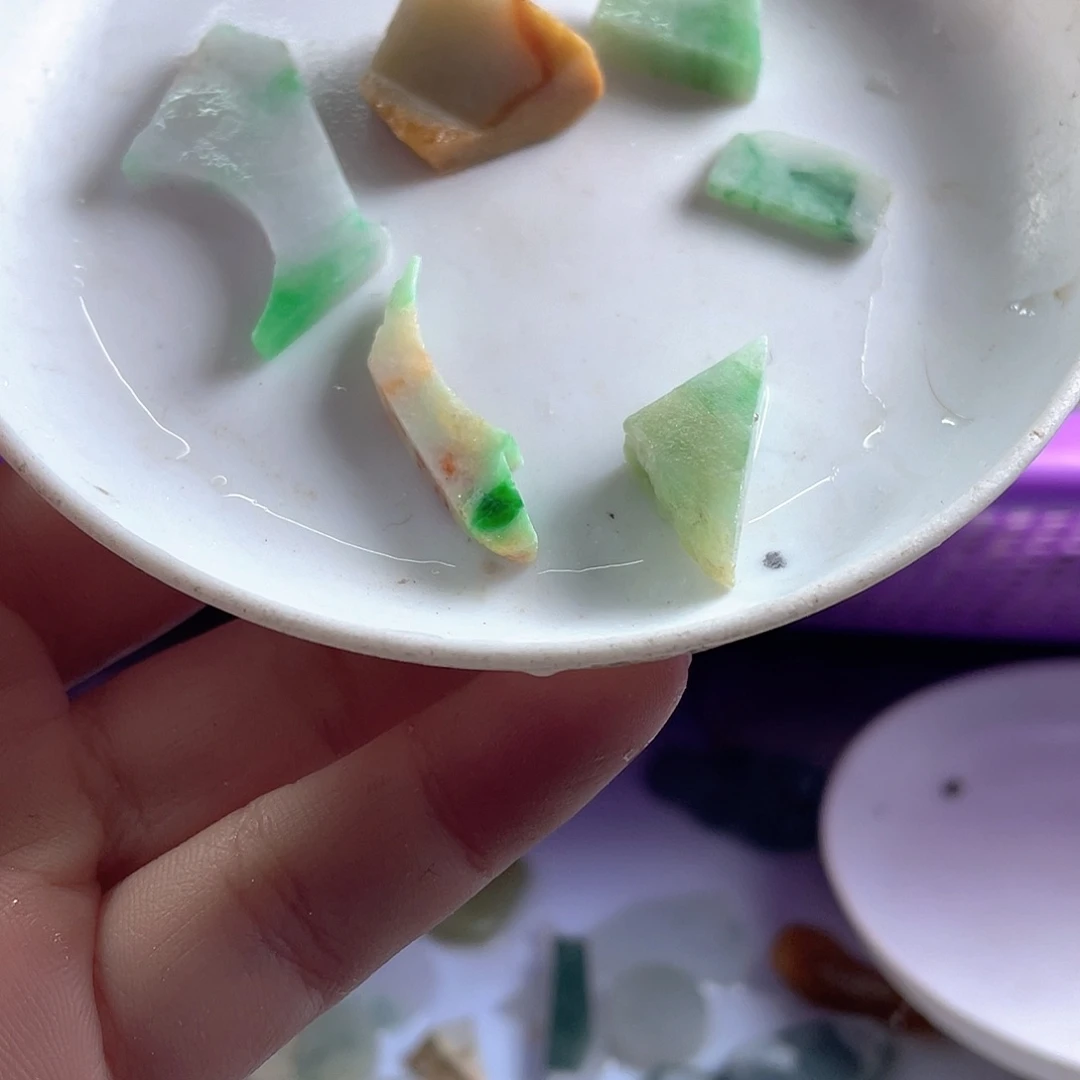 颈饰未镶嵌翡翠a