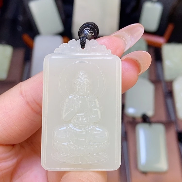 【闪购商品】颈饰未镶嵌和田玉