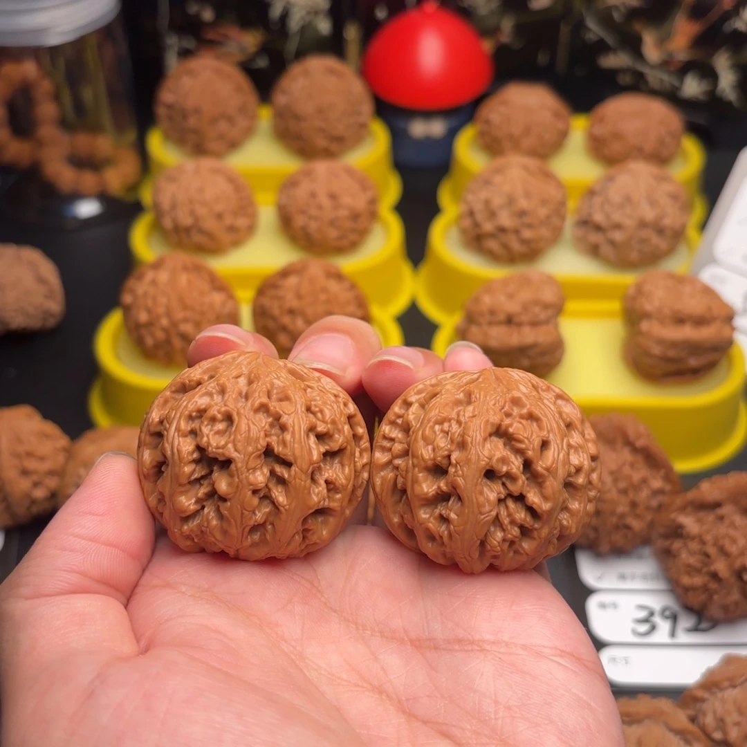 H***a把件文玩核桃43粗筋517