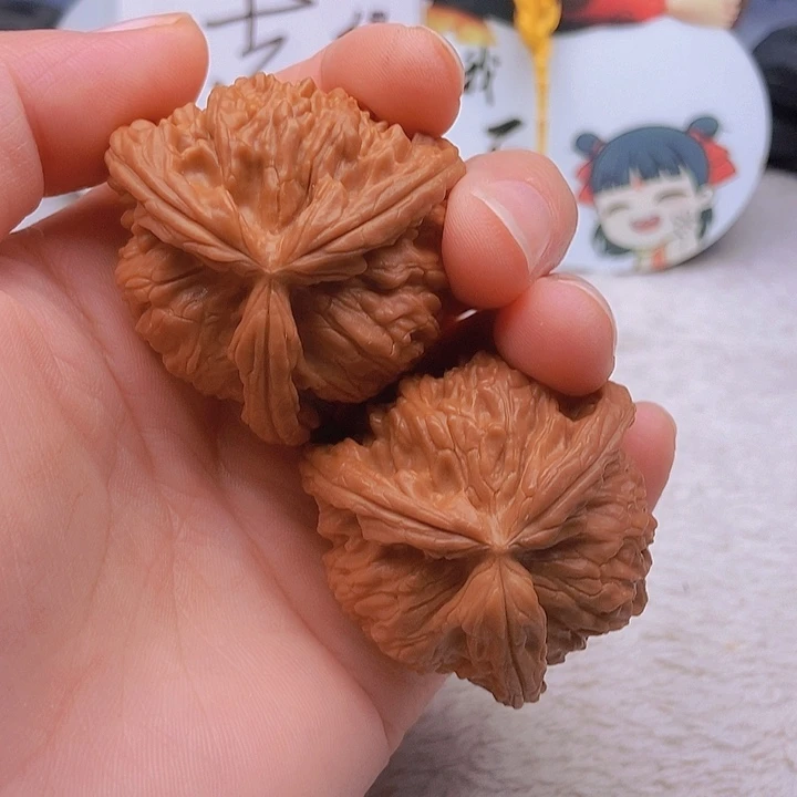 吊坠文玩核桃一**雨三棱