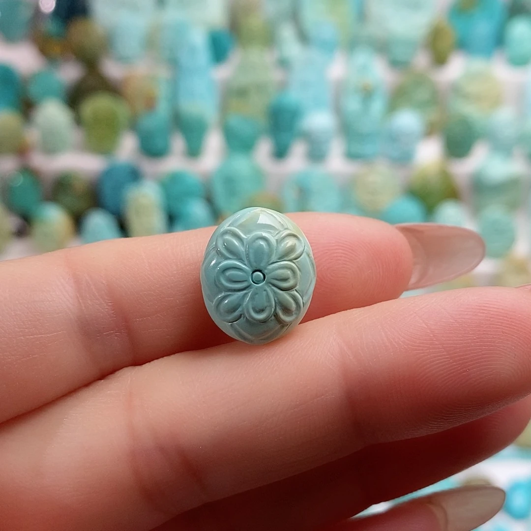 绿松石绿松石未镶嵌