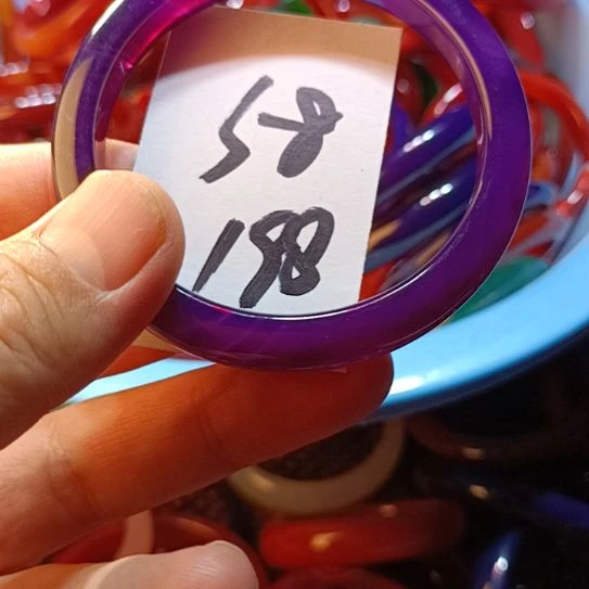 玛瑙/玉髓手镯未镶嵌