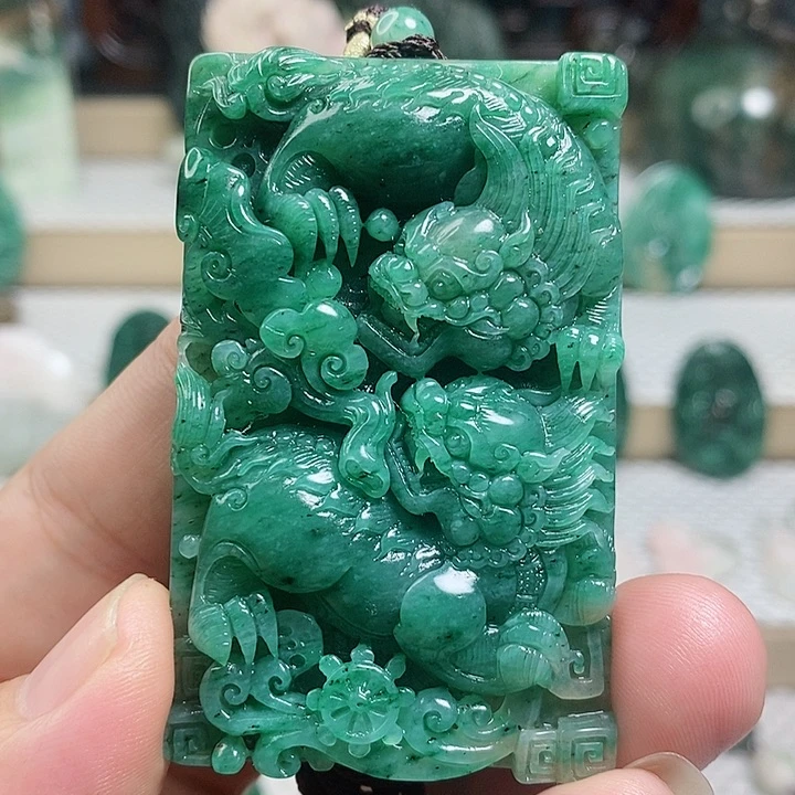 未镶嵌独山玉颈饰