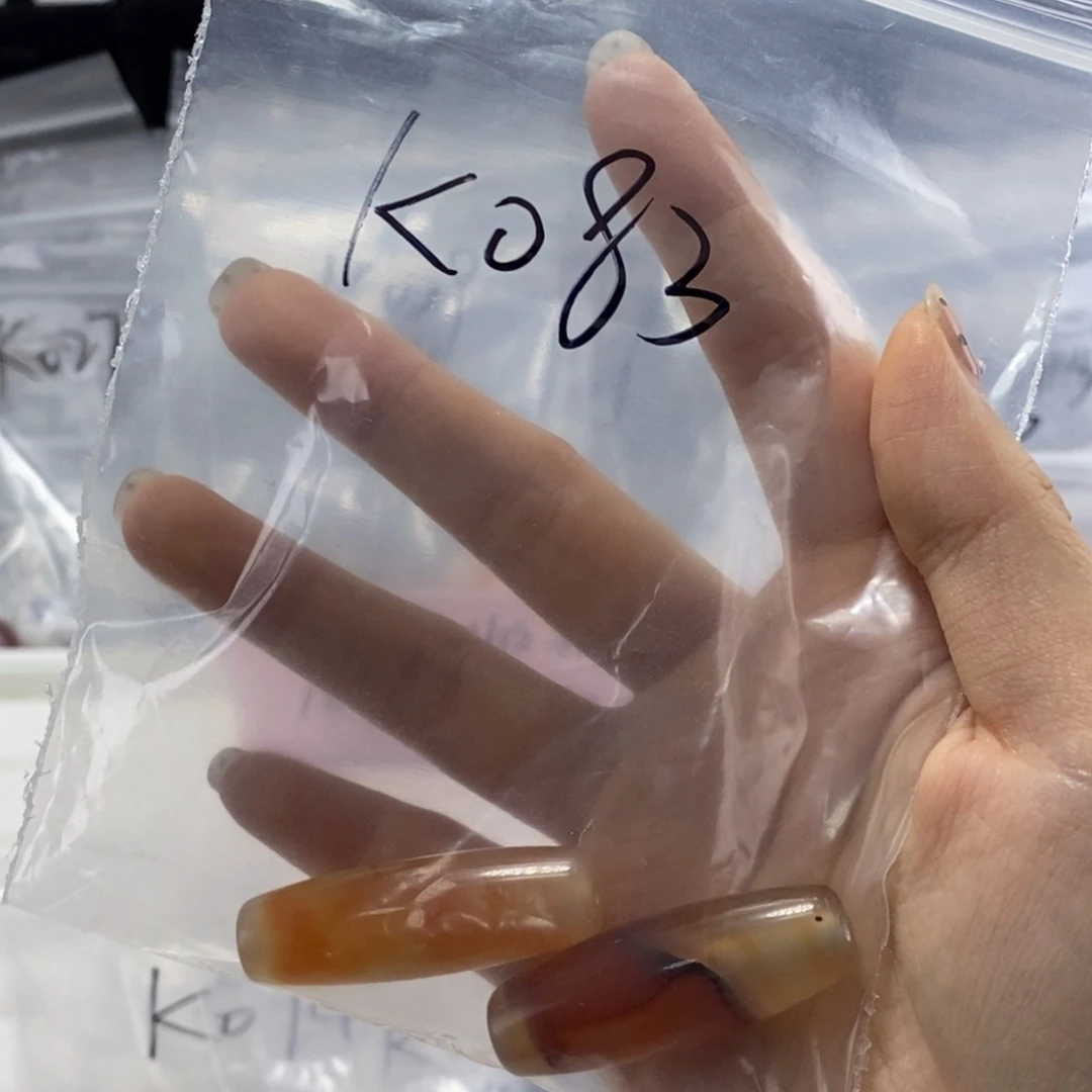 宝***奶玛瑙/玉髓合金珠宝半成品