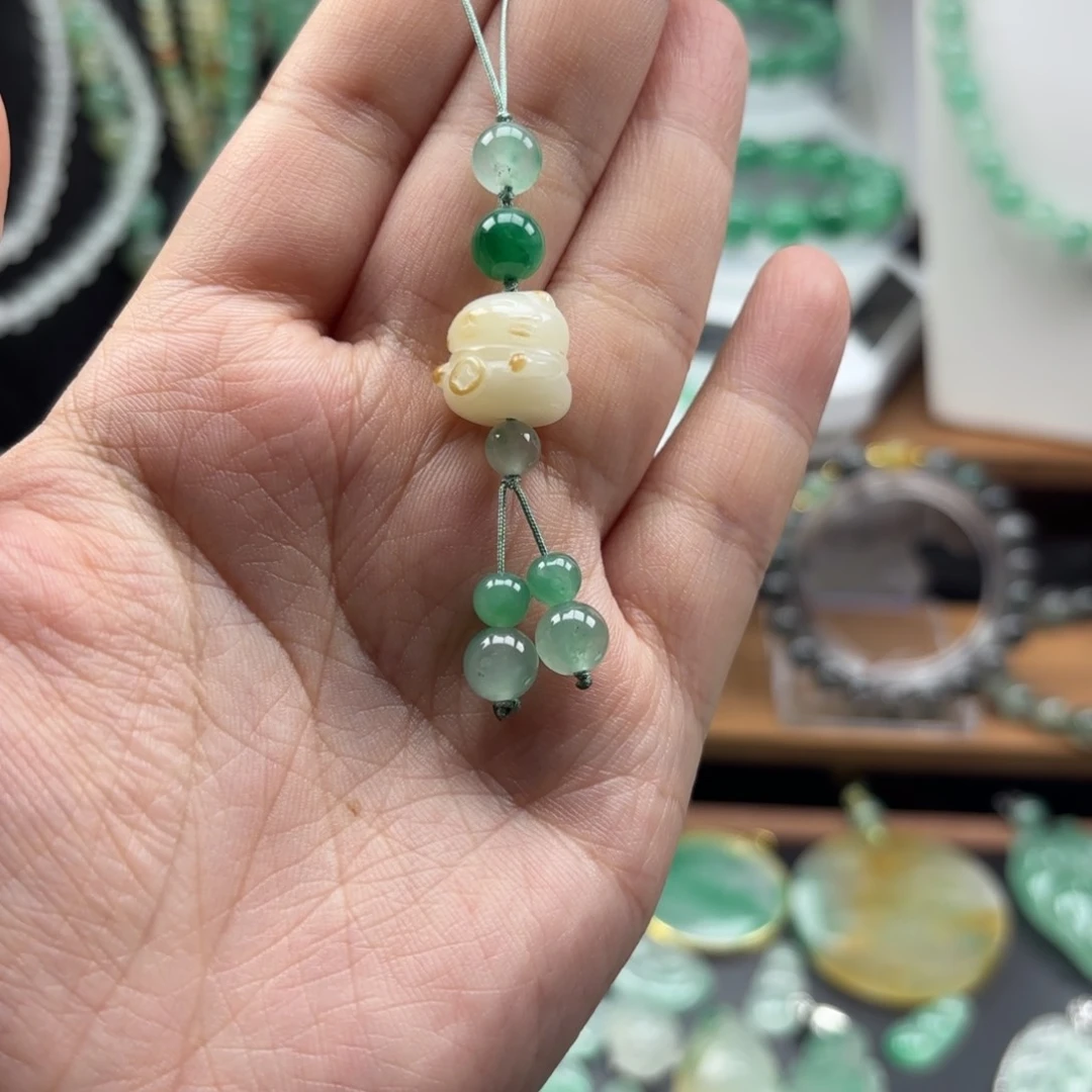 石英质玉手机链未镶嵌