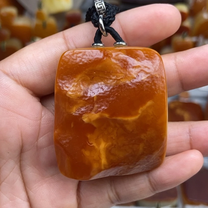 【闪购商品】琥珀颈饰未镶嵌
