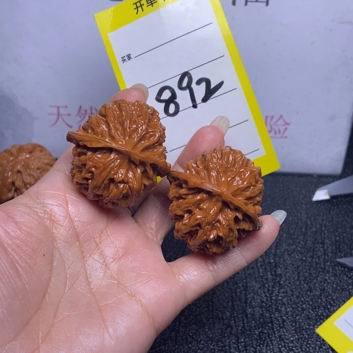 文玩核桃把件?***?892/39.5苹果