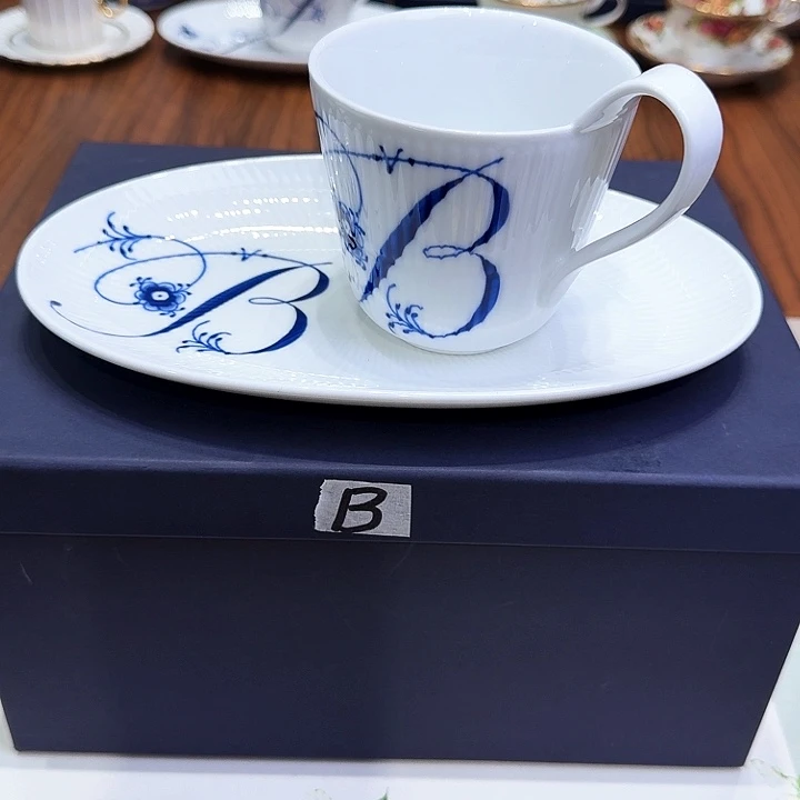 瓷片杯子杯子杯杯子杯子水杯茶杯