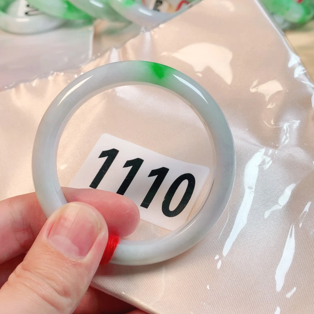 翡翠手镯未镶嵌翡翠手镯1110